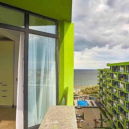 Отель Ella Mamaia